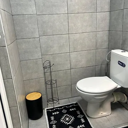 Pirotska Modern Apartment